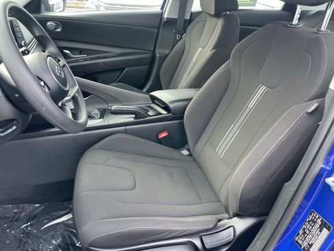 Used 2023 Hyundai Elantra SEL image 6