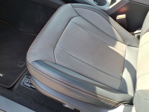 Used 2024 Subaru Crosstrek 2.5i Limited w/ Crosstrek Mirror Package AWD/4WD image 22