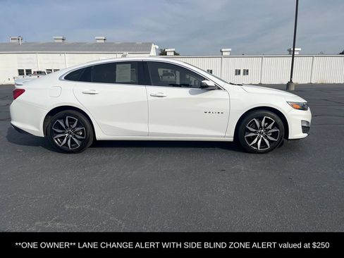 Used 2024 Chevrolet Malibu RS image 2