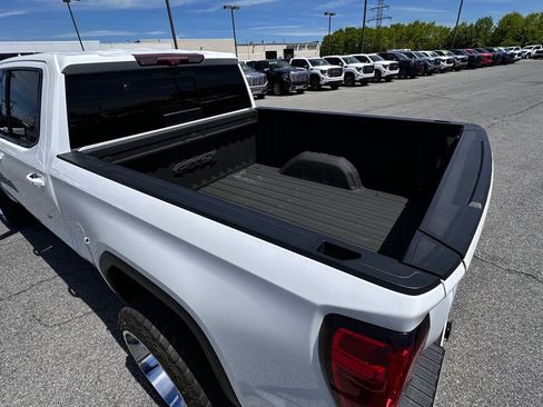 Used 2021 GMC Sierra 1500 AT4 w/ AT4 Value Package AWD/4WD image 46
