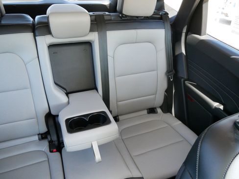 Used 2023 Ford Escape Platinum AWD/4WD image 14