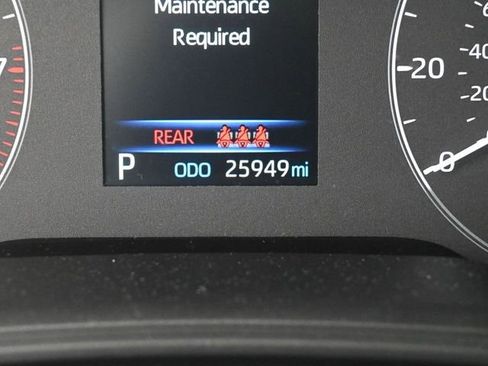 Used 2025 Toyota Corolla LE image 33