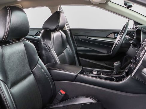 Used 2023 Nissan Maxima SV w/ Floor Mat Group image 26