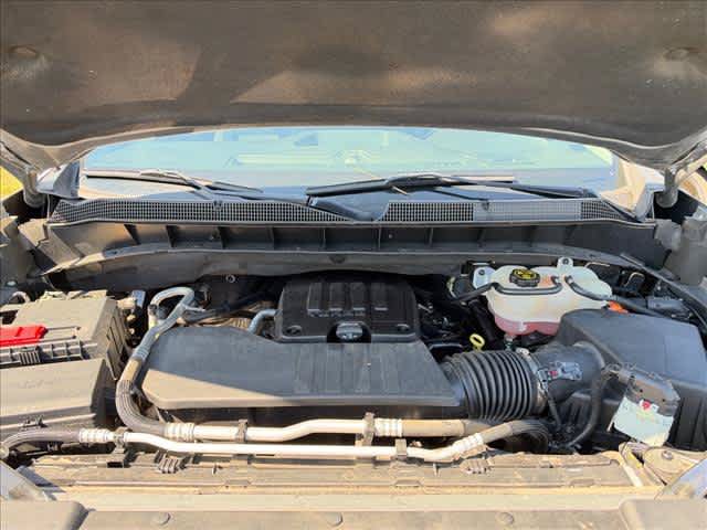 Used 2023 Chevrolet Silverado 1500 Custom AWD/4WD image 26