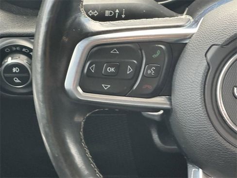 Used 2020 Jeep Gladiator Overland image 24