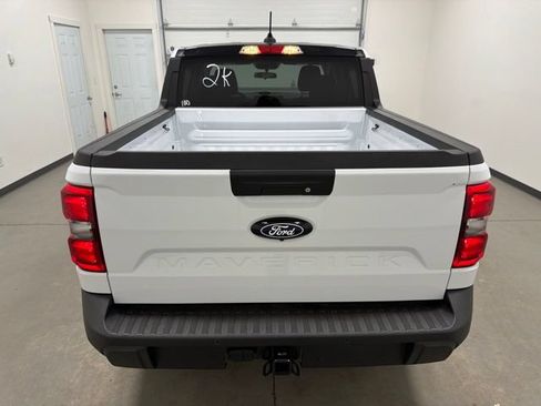 New 2026 Ford Maverick XLT w/ XLT Luxury Package AWD/4WD image 5