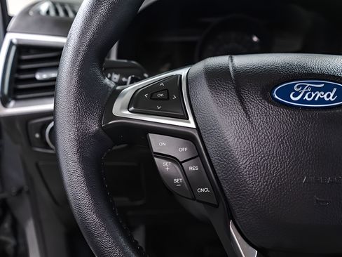 Used 2024 Ford Edge SEL w/ Convenience Package AWD/4WD image 10