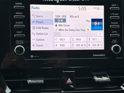 Used 2022 Toyota Camry SE image 21