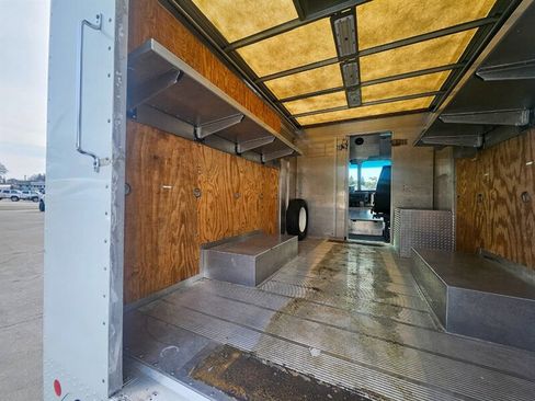 Used 2014 Ford E-350 and Econoline 350 Super Duty w/ A/C Prep Package image 8