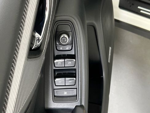 Used 2023 Subaru Crosstrek 2.5i Limited image 18