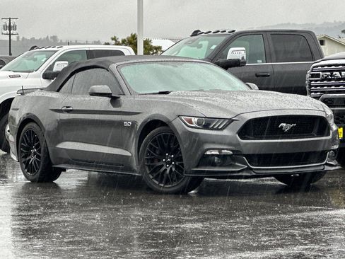 Used 2017 Ford Mustang GT Premium w/ GT Performance Package image 2