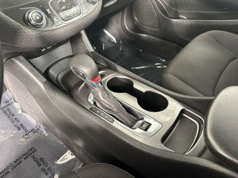 Used 2023 Chevrolet Malibu RS image 18