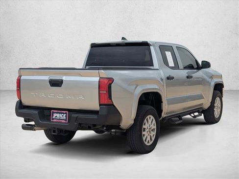 Used 2025 Toyota Tacoma SR RWD image 5