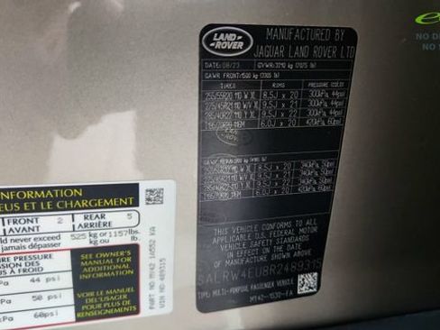 Used 2024 Land Rover Discovery Metropolitan Edition AWD/4WD image 72