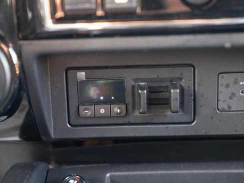 Used 2020 Nissan Titan Platinum Reserve w/ Moonroof Package image 40