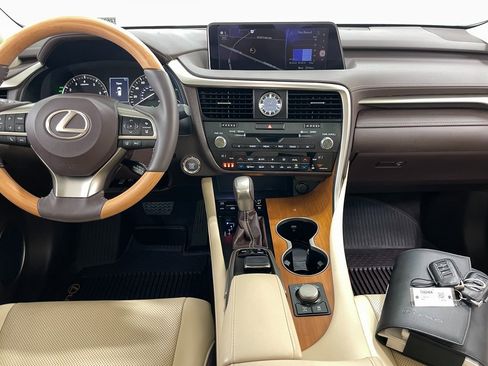 Used 2019 Lexus RX 350 AWD w/ Navigation Package image 2