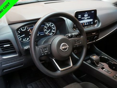 Certified 2022 Nissan Rogue S image 9