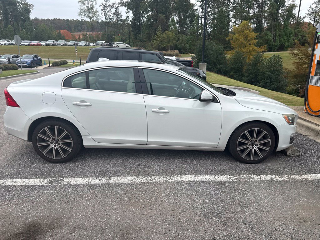 Used 2017 Volvo S60 T5 Inscription FWD image 21