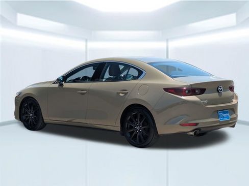 Used 2024 MAZDA MAZDA3 s AWD/4WD image 3