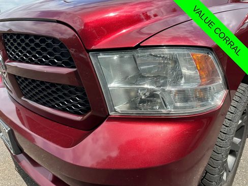 Used 2016 RAM 1500 Express AWD/4WD image 39