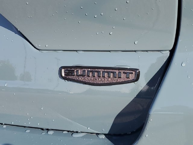 New 2027 Jeep Grand Cherokee Summit AWD/4WD image 7