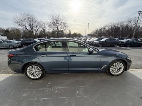 Used 2023 BMW 530i xDrive w/ Premium Package image 6