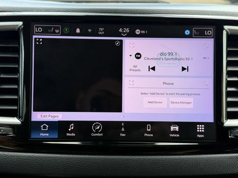 Used 2022 Chrysler Pacifica Touring-L w/ Uconnect Theater Family Group FWD image 38