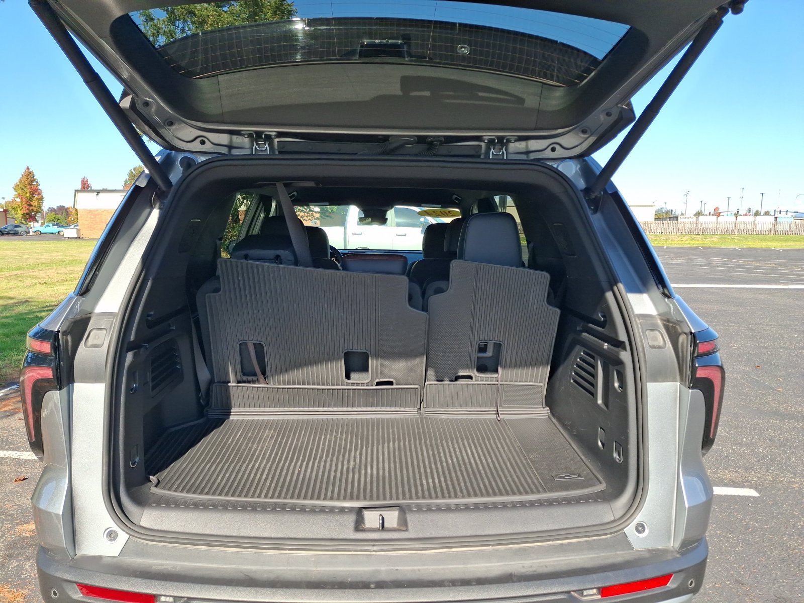 Used 2024 Chevrolet Traverse Z71 w/ Enhanced Driving Package AWD/4WD image 22