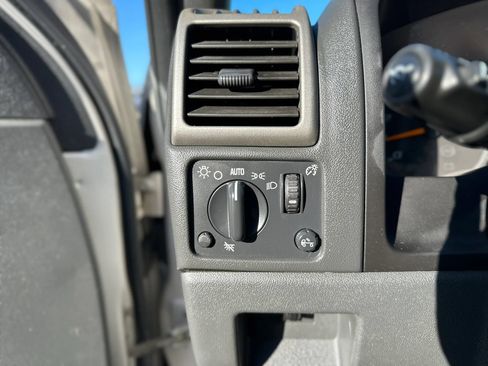 Used 2006 Chevrolet Colorado LT AWD/4WD image 26