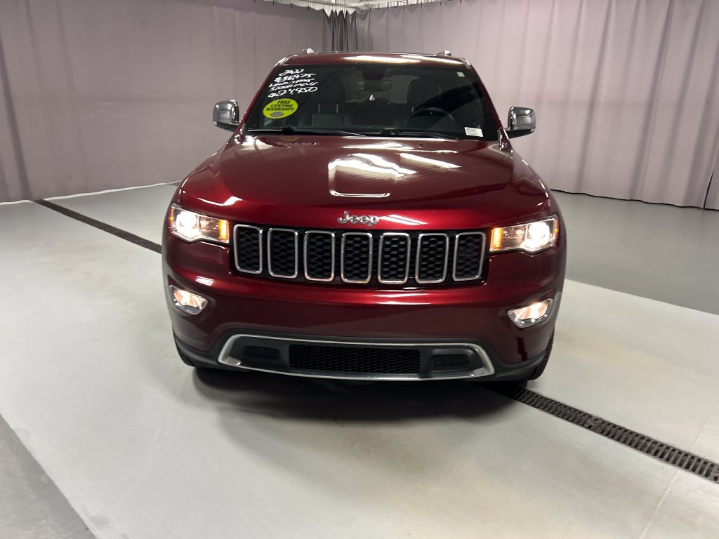 Used 2022 Jeep Grand Cherokee Limited AWD/4WD image 2