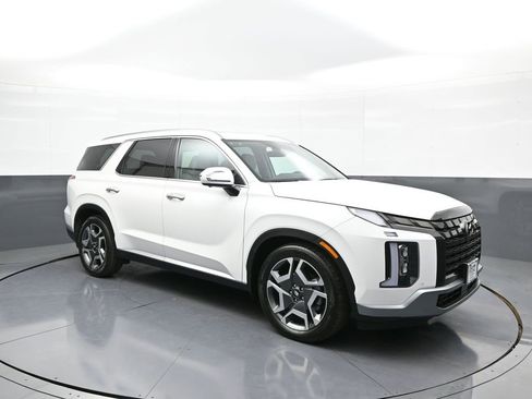 Used 2023 Hyundai Palisade SEL image 4
