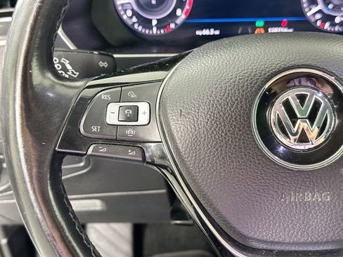 Used 2019 Volkswagen Tiguan SEL Premium w/ 3rd Row Seat Package AWD/4WD image 24