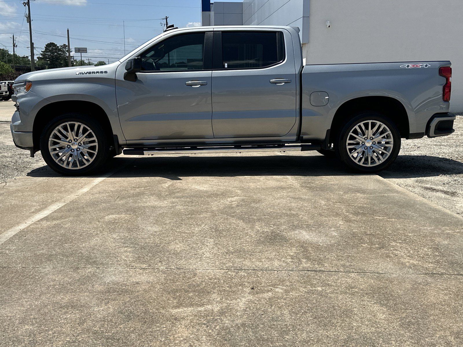 Used 2024 Chevrolet Silverado 1500 RST w/ Convenience Package II AWD/4WD image 9