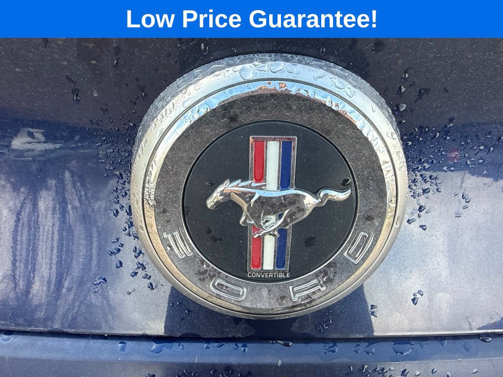 Used 2011 Ford Mustang Convertible w/ 101A Rapid Spec Order Code RWD image 17