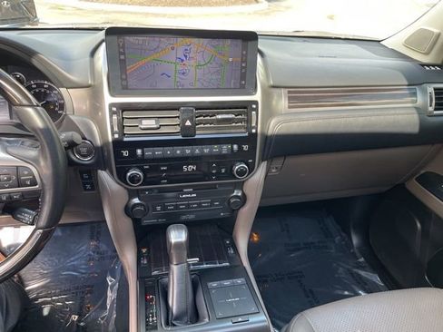 Used 2022 Lexus GX 460 Luxury AWD/4WD image 23