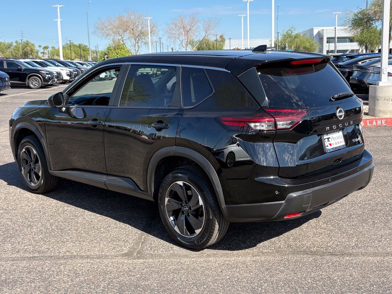 Certified 2024 Nissan Rogue SV AWD/4WD image 4
