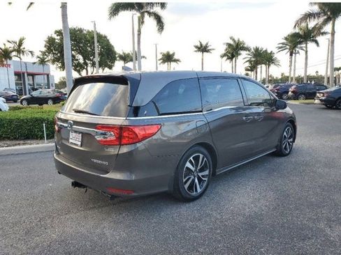 Used 2018 Honda Odyssey Elite image 4