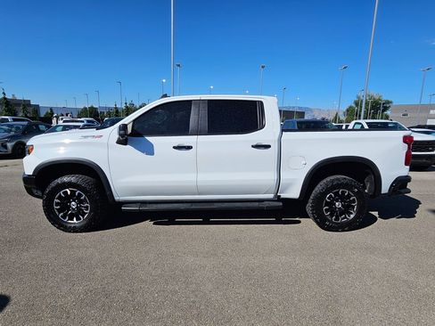 Used 2025 Chevrolet Silverado 1500 ZR2 w/ Technology Package AWD/4WD image 7