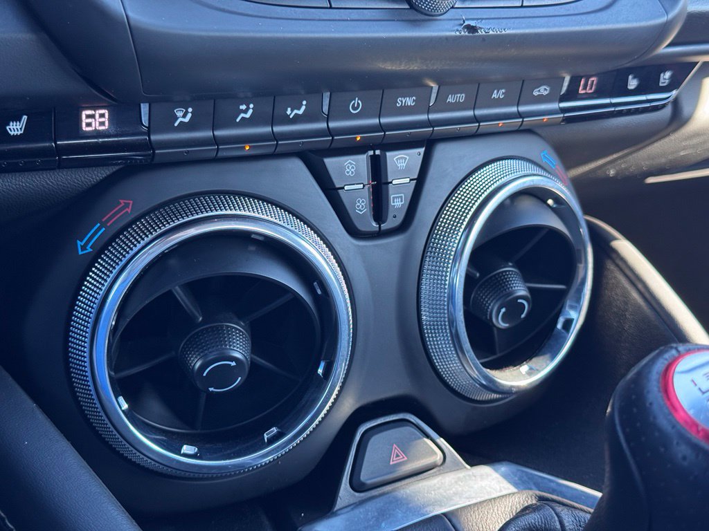 Used 2016 Chevrolet Camaro SS RWD image 14