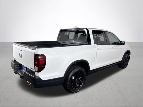 Used 2023 Honda Ridgeline Black Edition image 6