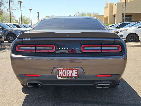 Used 2016 Dodge Challenger R/T RWD image 6