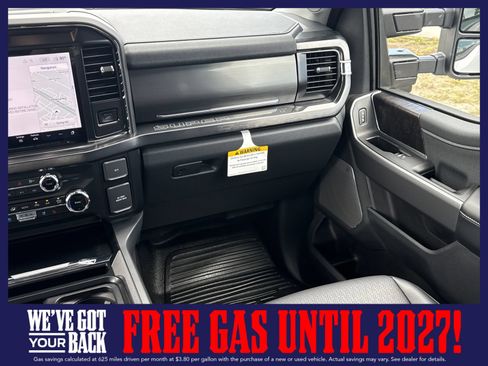 New 2026 Ford F250 Lariat w/ Black Appearance Package AWD/4WD image 14