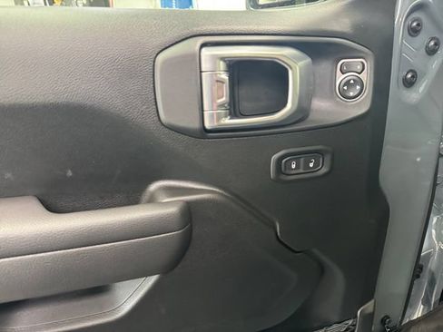 New 2026 Jeep Gladiator Mojave AWD/4WD image 30