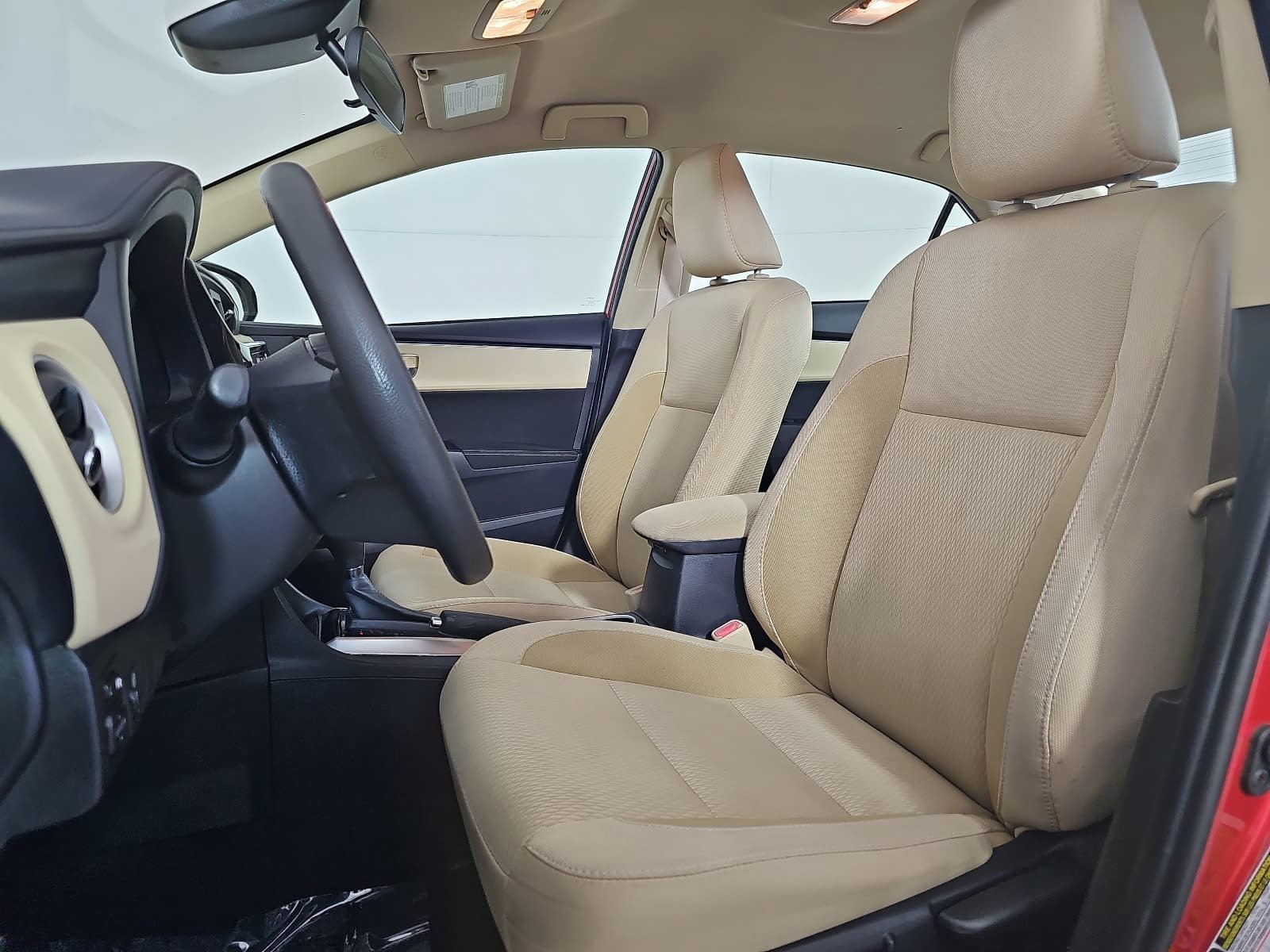 Used 2019 Toyota Corolla LE FWD image 14