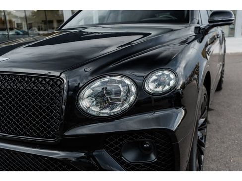Used 2023 Bentley Bentayga Speed image 22