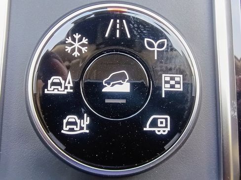 New 2026 Nissan Pathfinder SV AWD/4WD image 21