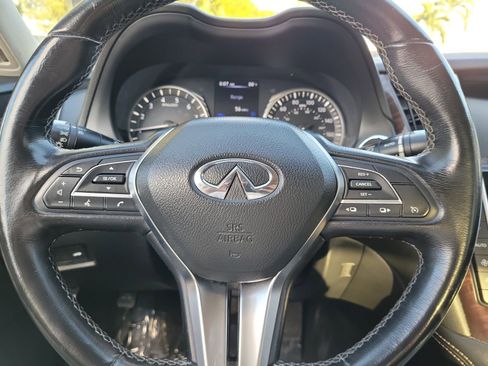 Used 2018 INFINITI Q50 Luxe AWD/4WD image 15