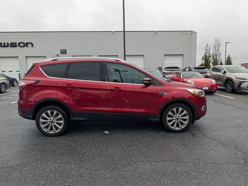 Used 2017 Ford Escape Titanium FWD image 2