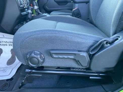 Used 2025 Jeep Wrangler Sport image 11