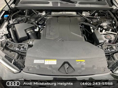 Used 2025 Audi Q5 Premium w/ Convenience Package AWD/4WD image 18
